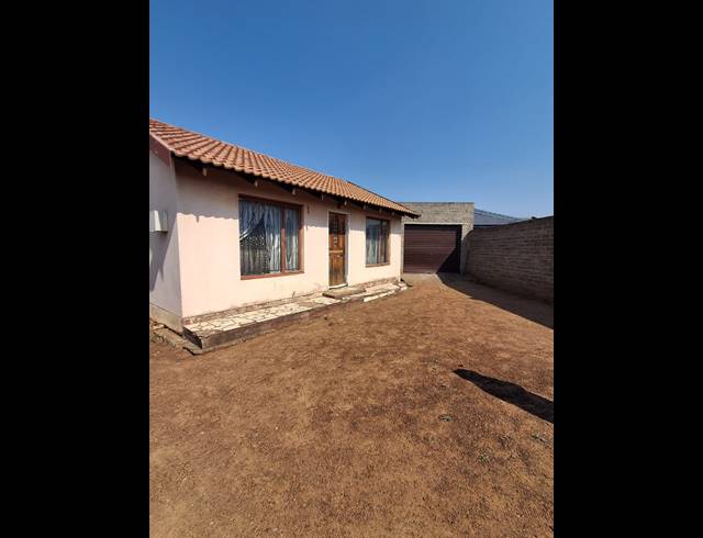 2 BEDROOM HOUSE FOR SALE IN EVATON WEST